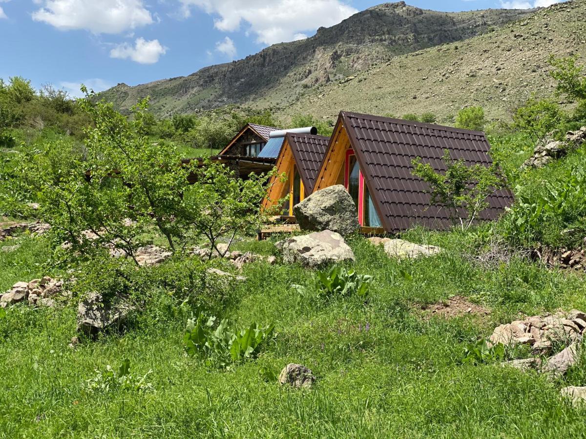 Elegis Village Resort Yeghegis Bagian luar foto