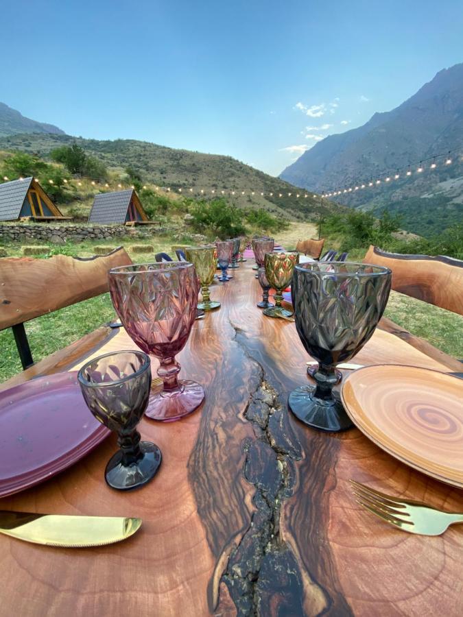 Elegis Village Resort Yeghegis Bagian luar foto