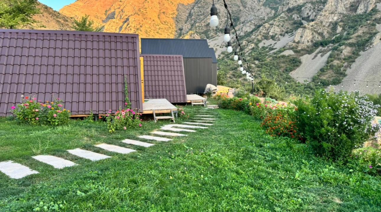 Elegis Village Resort Yeghegis Bagian luar foto